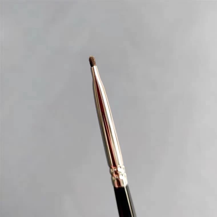 Pony, eye pencil, professional concealer brush 4