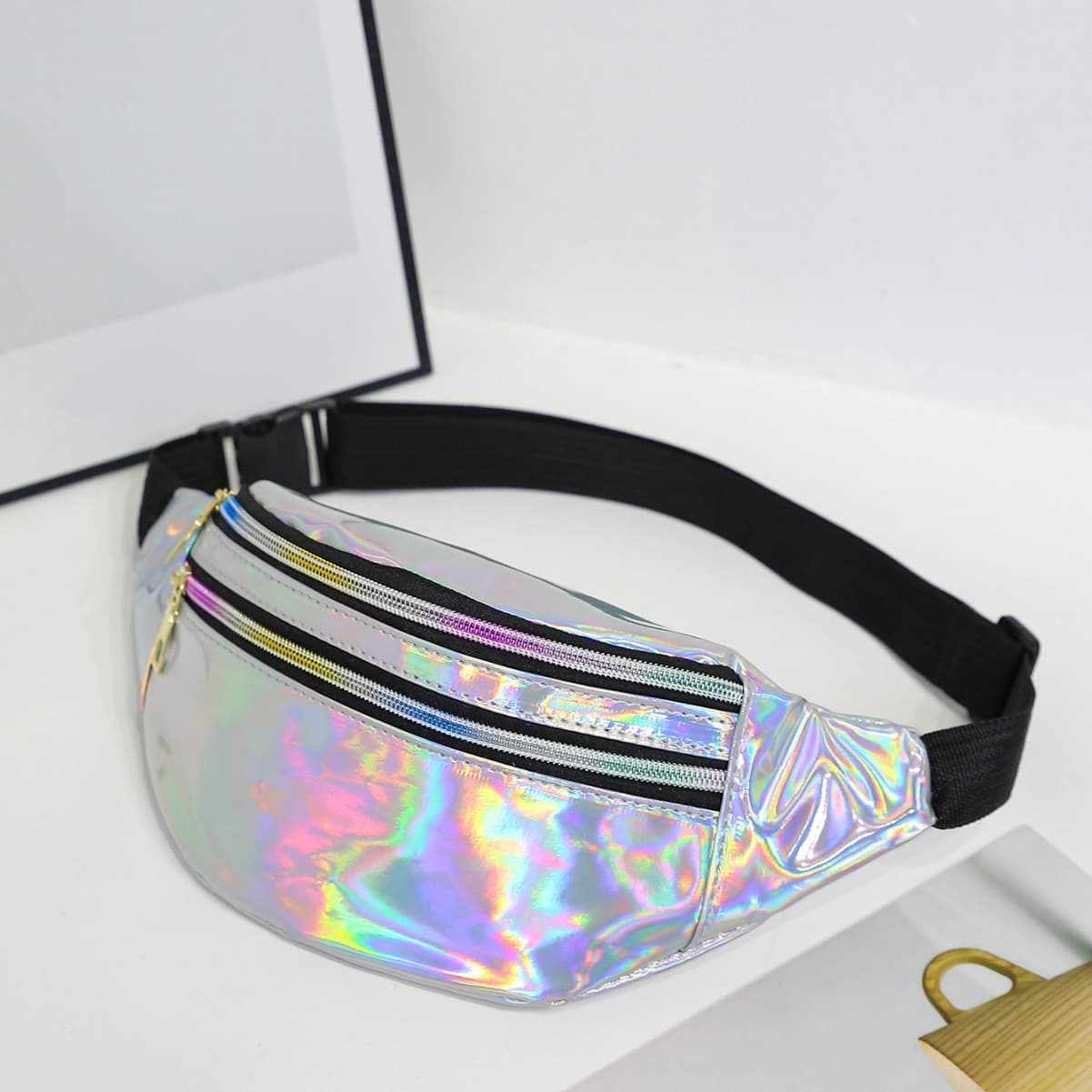 Belt bag, shoulder bag, retroreflective beach chest bag, for running 2