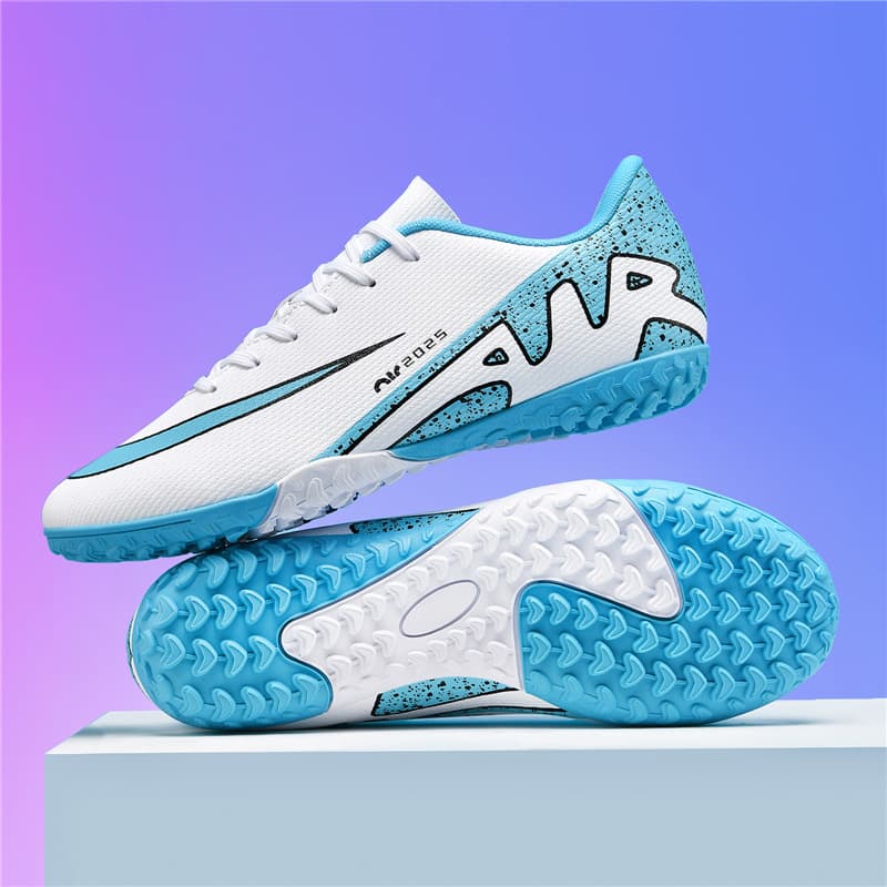 (Cross-border trading), children's low sports boots for training, with spikes 3