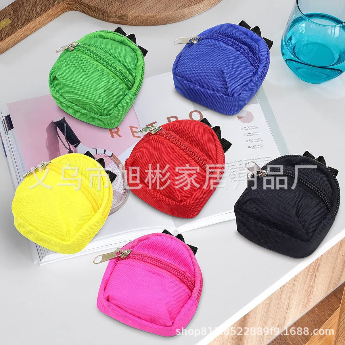 Wallet with zipper, pendant, school bag, key bag, small keychain, backpack, doll, worn on the shoulder 2