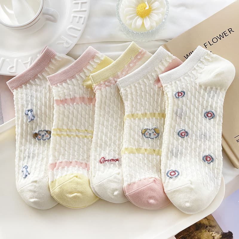 Summer breathable cute ultra light light and thin cartoon socks for students 2