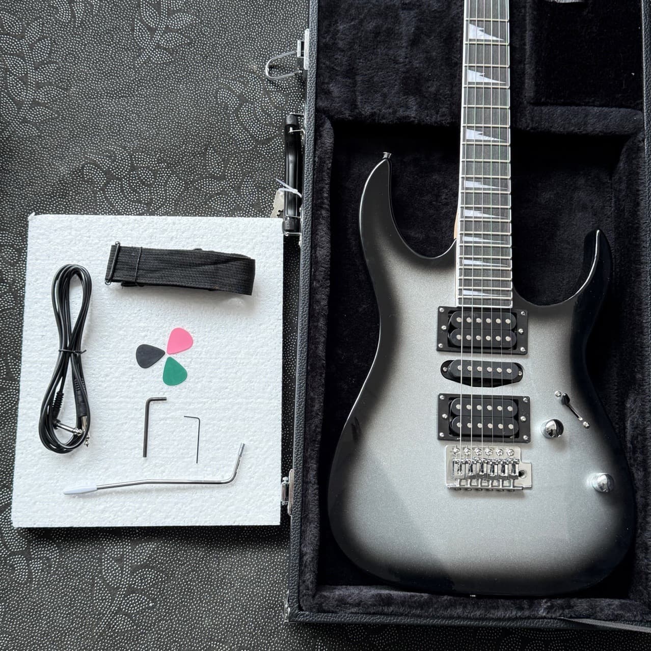 (Wholesale), (Cross-border trading), guitar for beginners 4