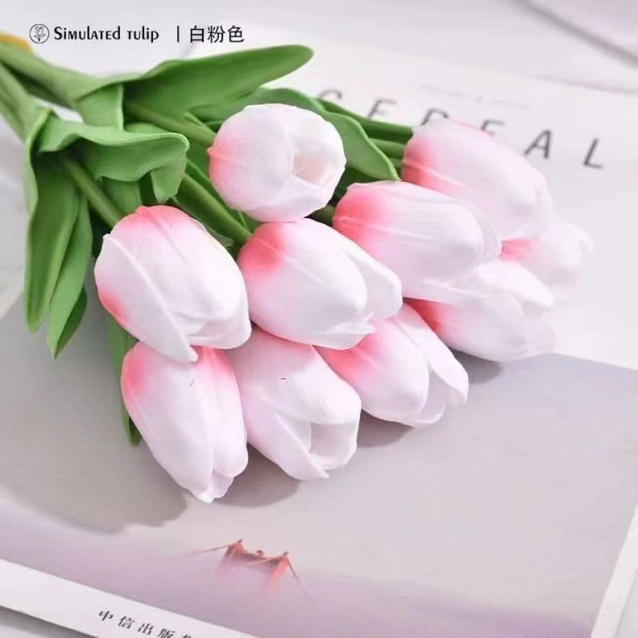 Moisturizing PU tulip simulation bouquet flower arrangement living room decoration wedding decoration home decoration fake flower photo taking 3