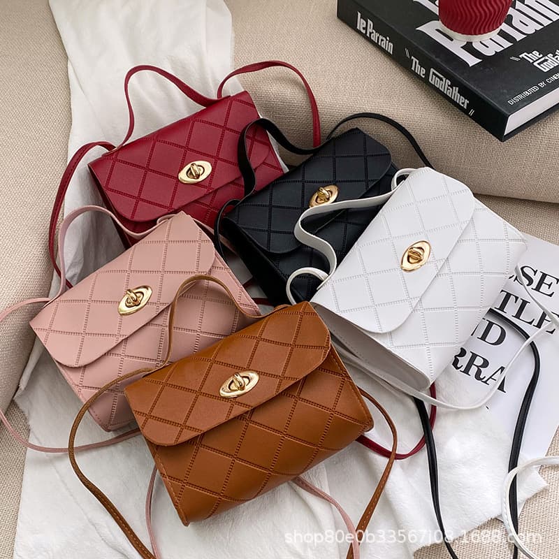 (Cross-border trading), (Wholesale), handheld fashionable small bag with diamond pattern, 2021 collection, Korean style