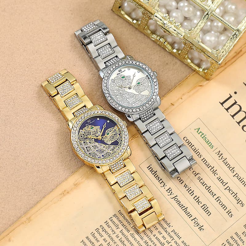 2024 big -name new double leopard full drill shine, domineering gorgeous gorgeous, beautiful, elegant lady gold watch foreign trade 2