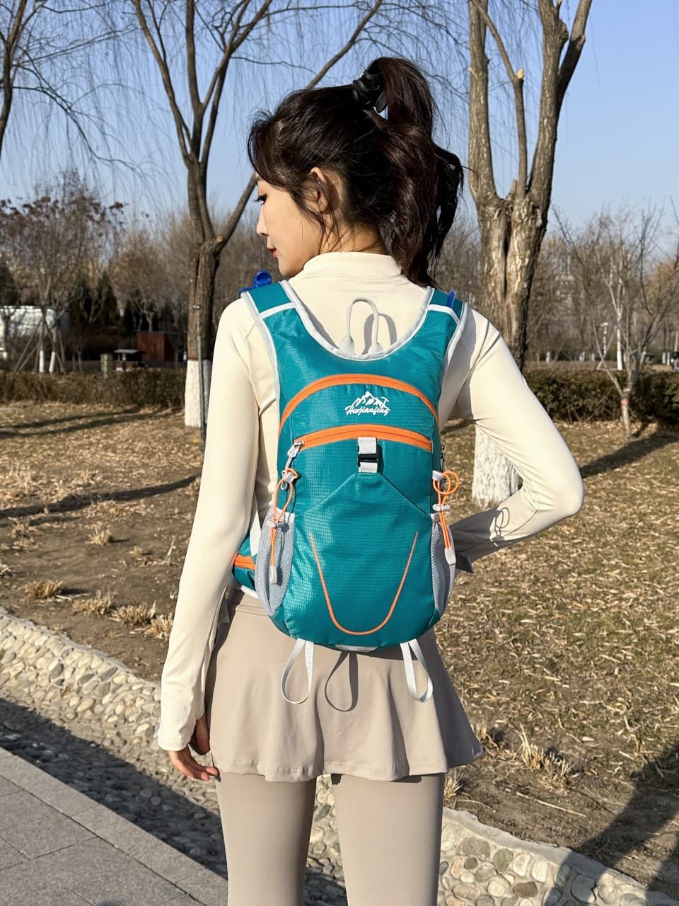 Capacious breathable travel bag, water repellent sports backpack for traveling, oxford cloth 1