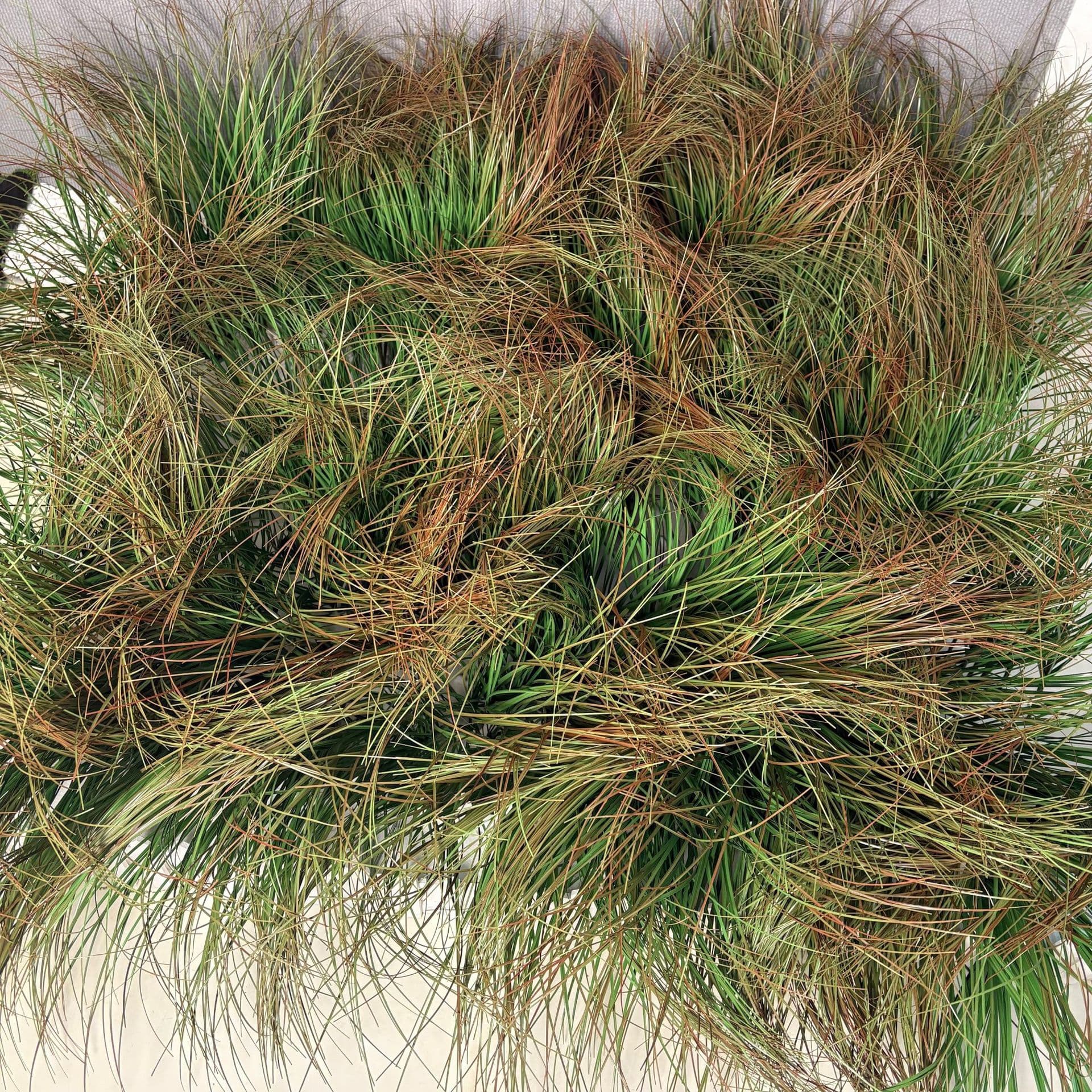 Simulated grass, cattail grass, cross-border artificial grass plants, artificial shrubs, green grass groups, grass piles