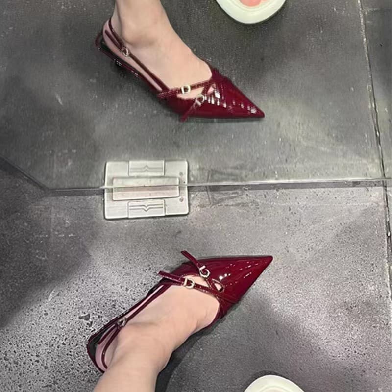 UR high heels 2025 summer new women's Baotou sandals kitten heel buckle with pointed toe empty back single shoes for women 3