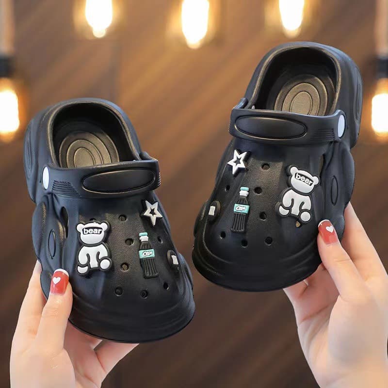 Summer cartoon mule, children's non-slip Crocs-style slippers for men and women odorless, family style, closed toe 3