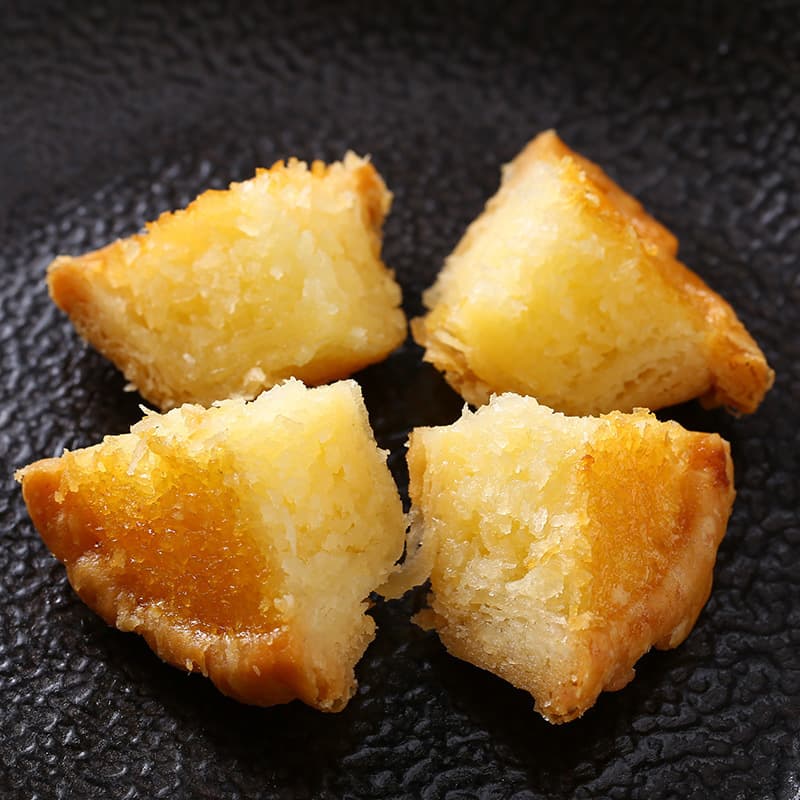 Xiamen coconut pie bread whole box breakfast Xiamen specialty food pastry snack snack snack wholesale food 4