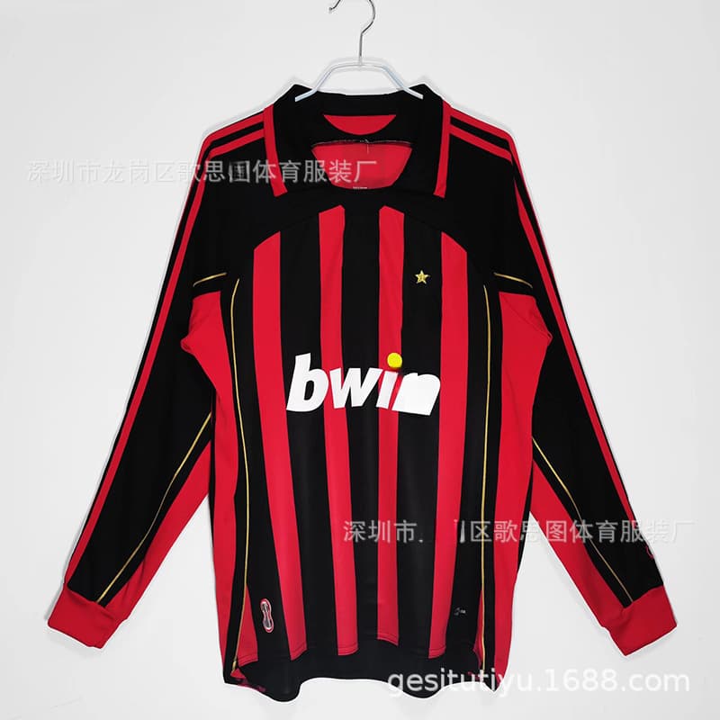 Football Services A retro version of AC Milan team jersey Football Jersey home Ronaldo card 2