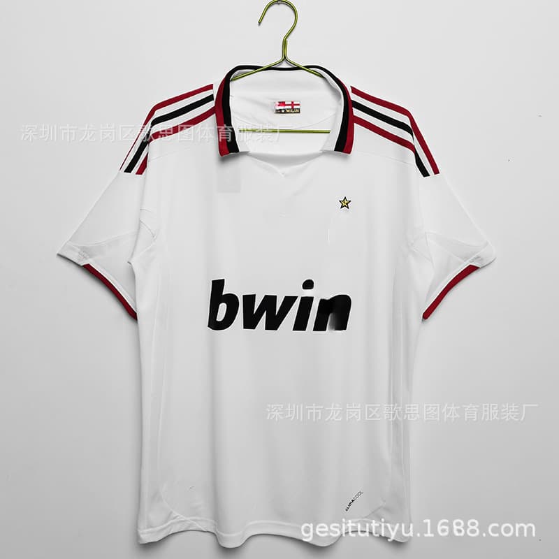 Football Services A retro version of AC Milan team jersey Football Jersey home Ronaldo card 3