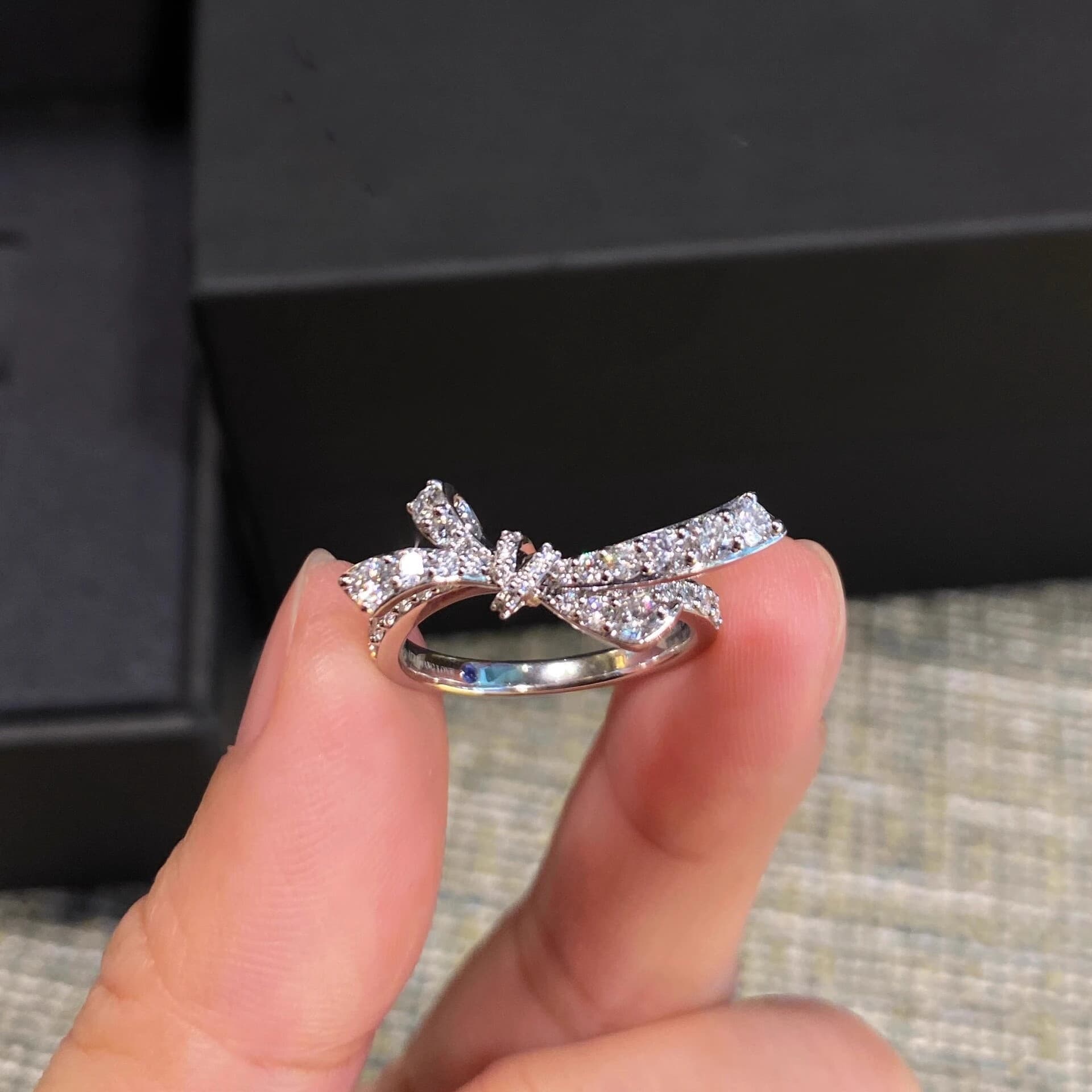 Three dimensional ring with bow, small design hair band