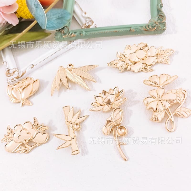 Brooch handmade, pin, accessories, DIY, flowered 2