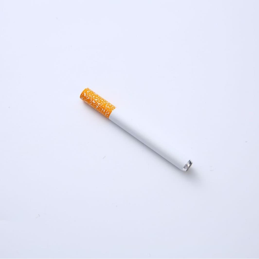 Ruian manufacturers sell cross-border products with 78mm55mm long metal cigarette shape pipes 4