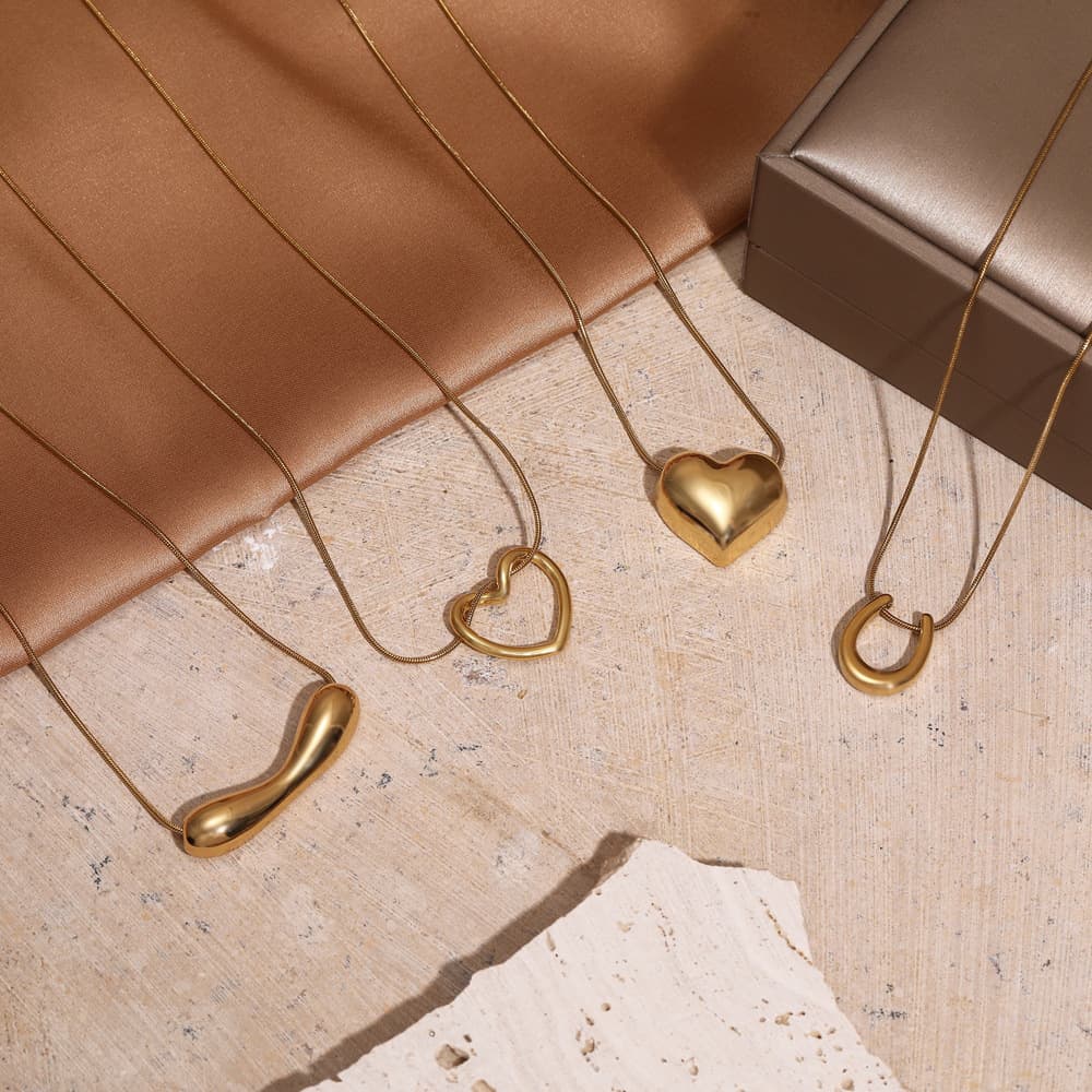 (Cross-border trading), pendant stainless steel, necklace, fashionable brand chain, french style, high-quality style, European style 2
