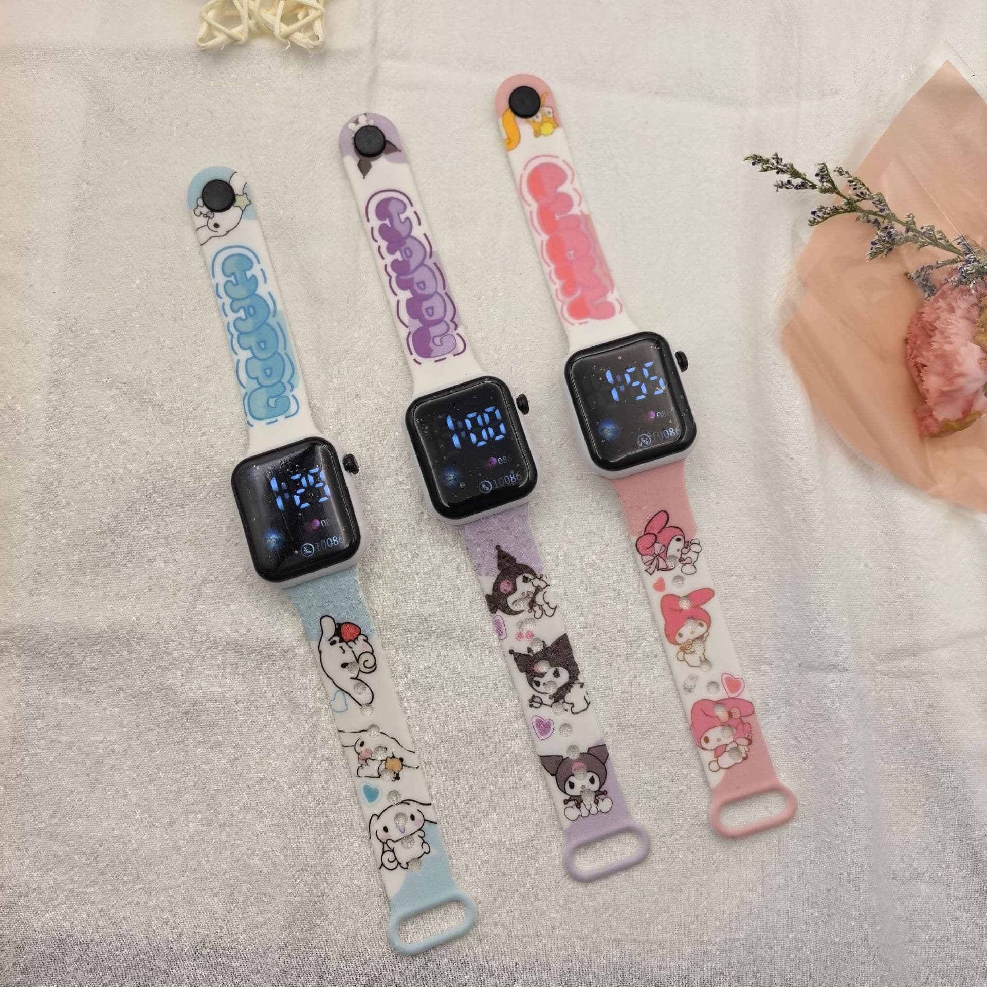 Cartoon fashionable square children's electronic watch 2