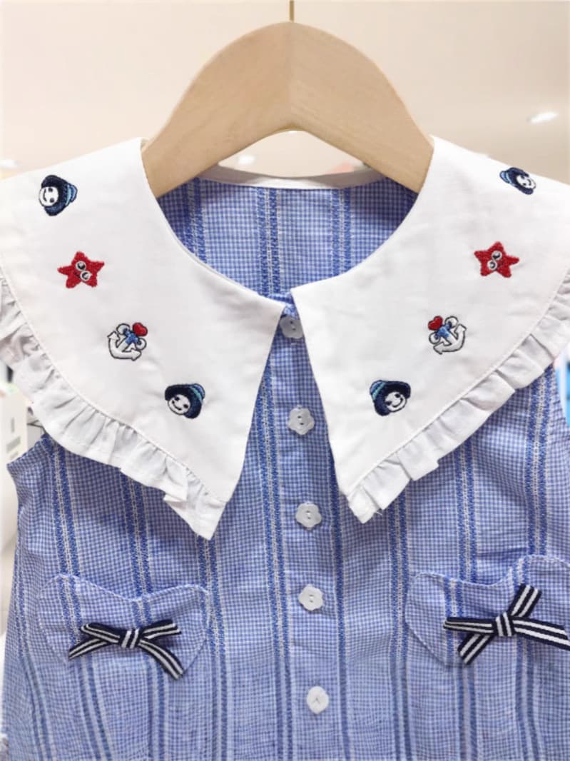 Summer cartoon sleevless dress girl's, Korean style, with embroidery 2