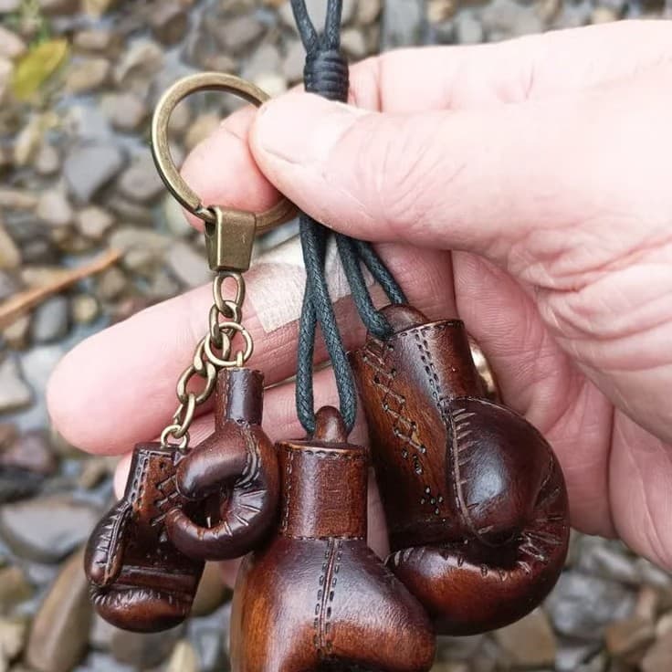 GF cross-border new Dad's Knockout – The Guardian Glove Keychain 5