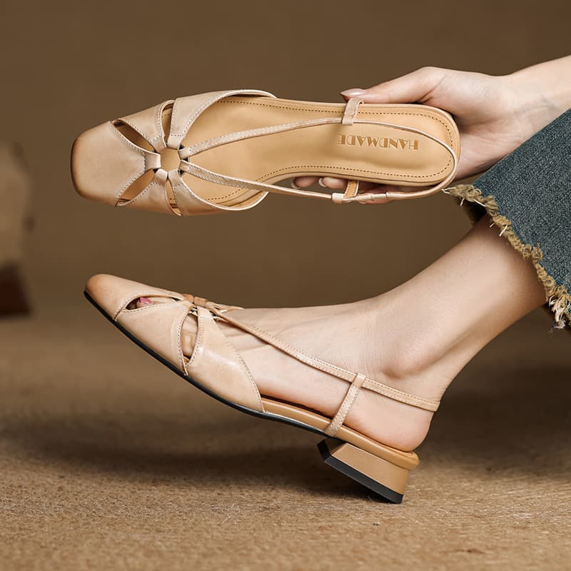 Elegant retro summer fashionable sandals, french style, closed toe, suitable for standing work, low heel 3
