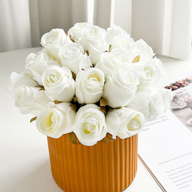 [12PCS Rose Artificial Flower for White Wedding Decoration]