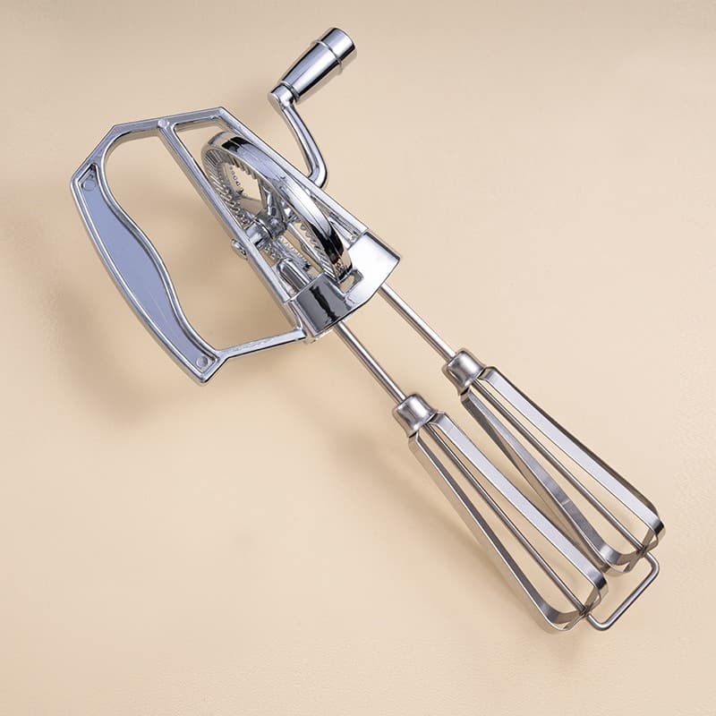 Spot wholesale and retail hand-cranked electroplated egg beater double-wheeled stainless steel kitchen mixer cake baking tools 3