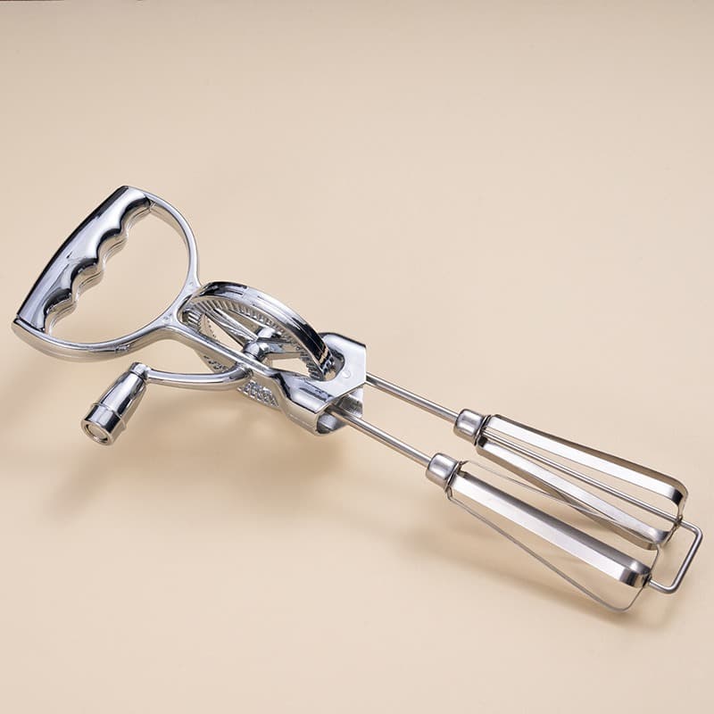 Spot wholesale and retail hand-cranked electroplated egg beater double-wheeled stainless steel kitchen mixer cake baking tools 4