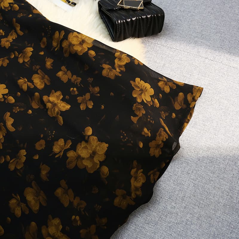 Tmall, quality retro sexy skirt, french style, floral print, hip-accented 4