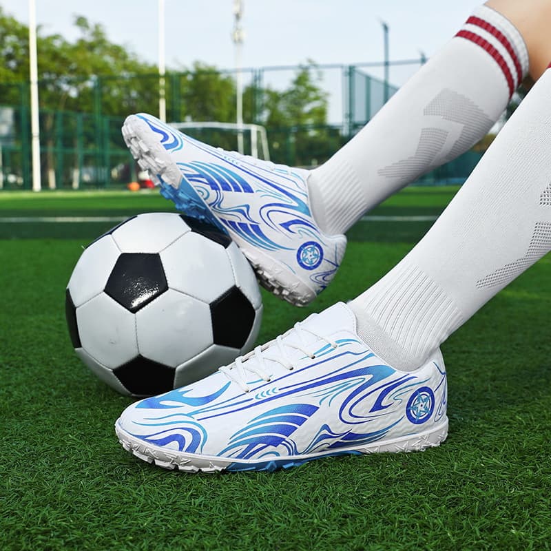 (Cross-border trading), non-slip children's boots, sneakers for training, with spikes, for teenagers 4