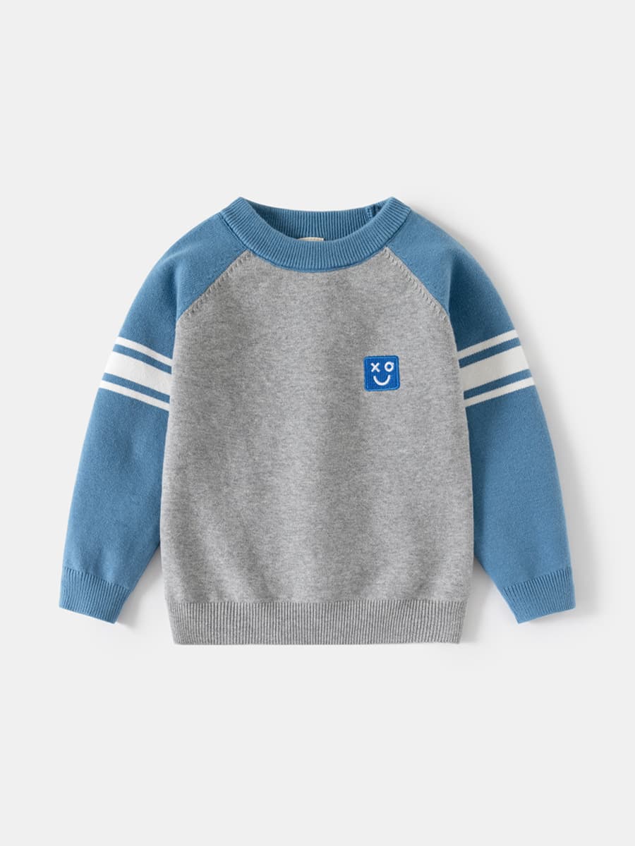 Demi-season children's knitted sweater for boys, with embroidery, children's clothing