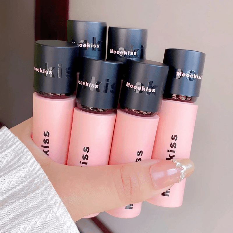 Lipstick, matte lip balm, lip cream, nude lip gloss, translucent shading, does not fade, wide color palette 4