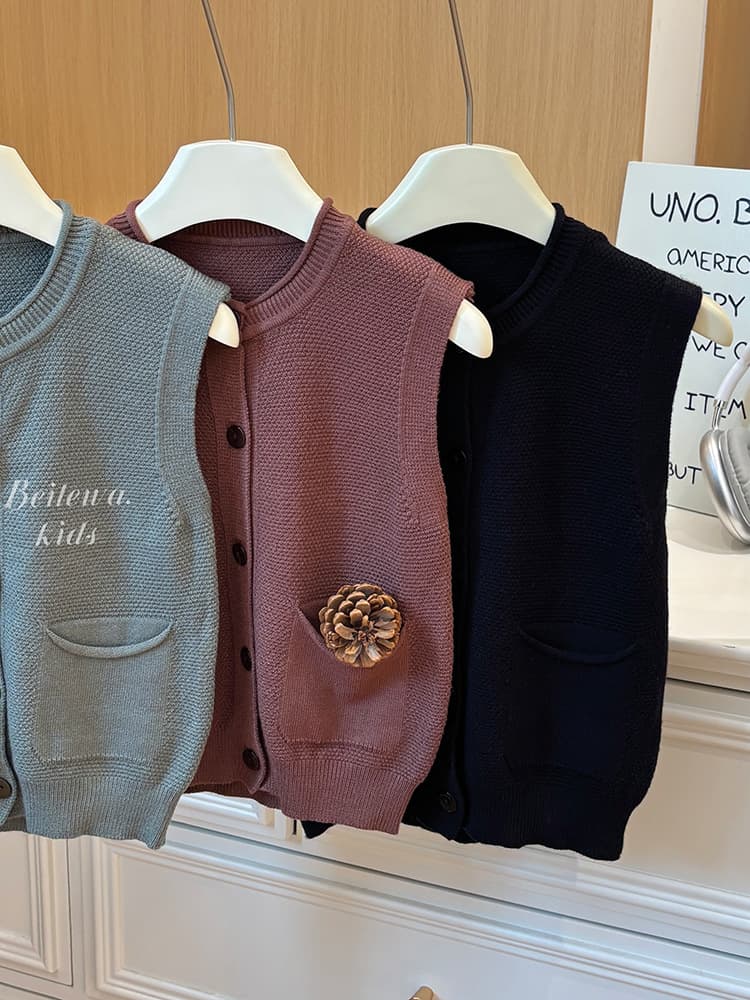 Children's knitted vest, demi-season down jacket, cardigan for leisure 4