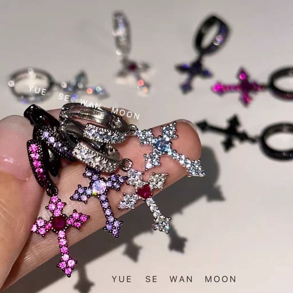 Small design fashionable universal earrings with zircon, Japanese and Korean 2