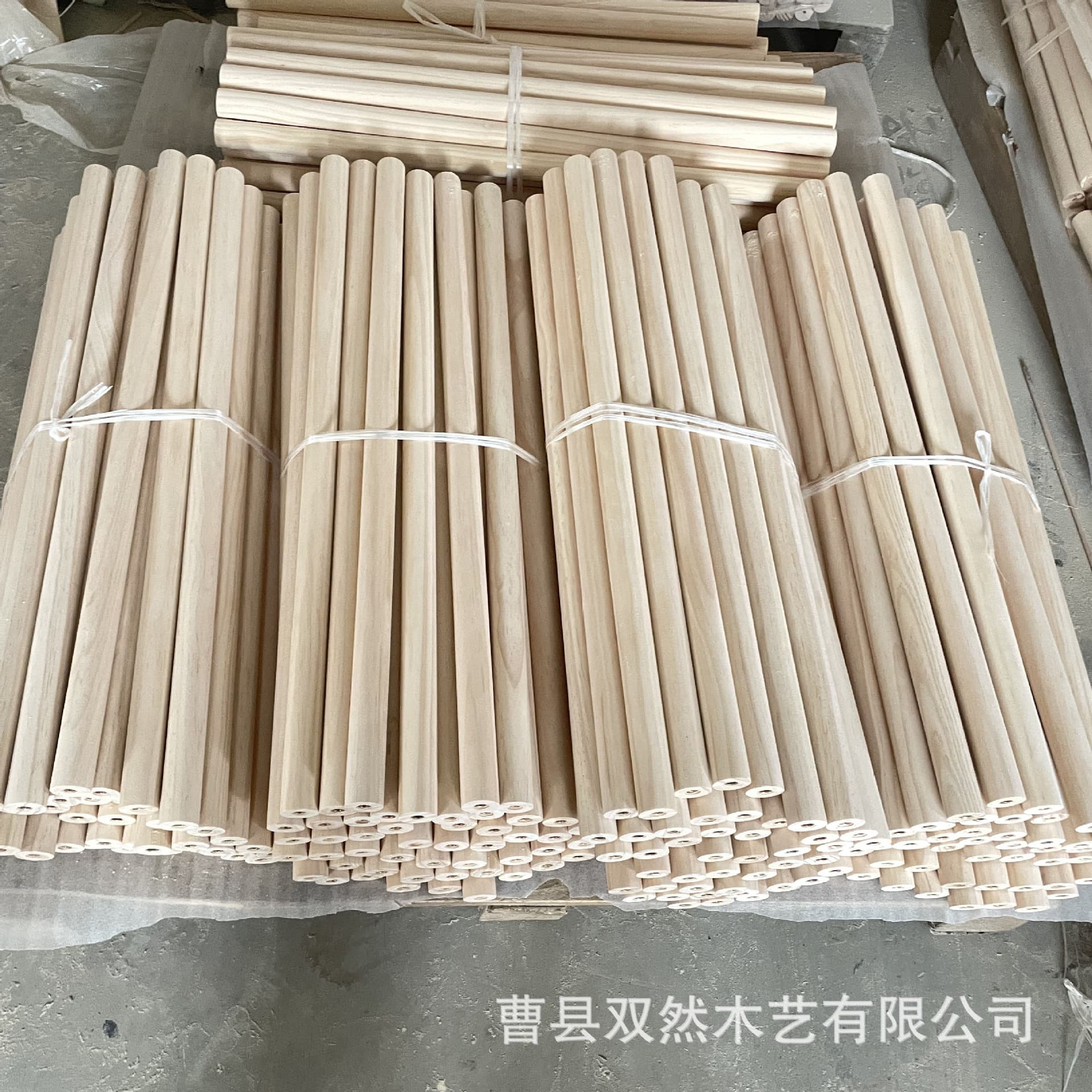Round wooden sticks, round wooden strips, handmade cat nest accessories, handicraft accessories, home solid wood pine log stick manufacturers 2