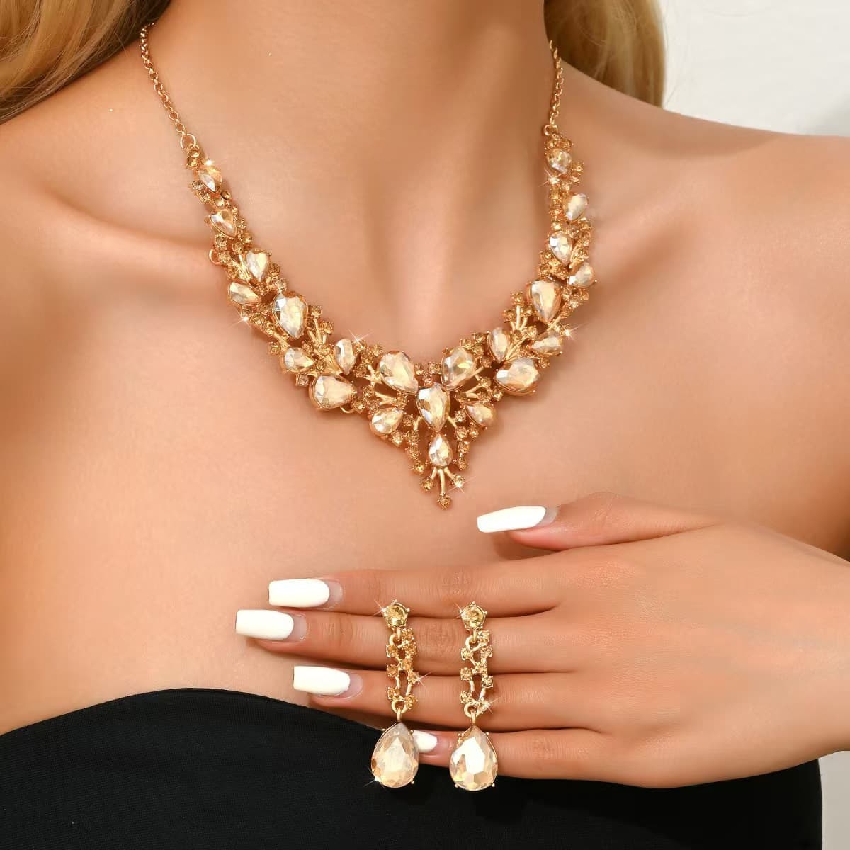(Cross-border trading), fashionable necklace and earrings for bride, jewelry, set, city style, light luxury style 3