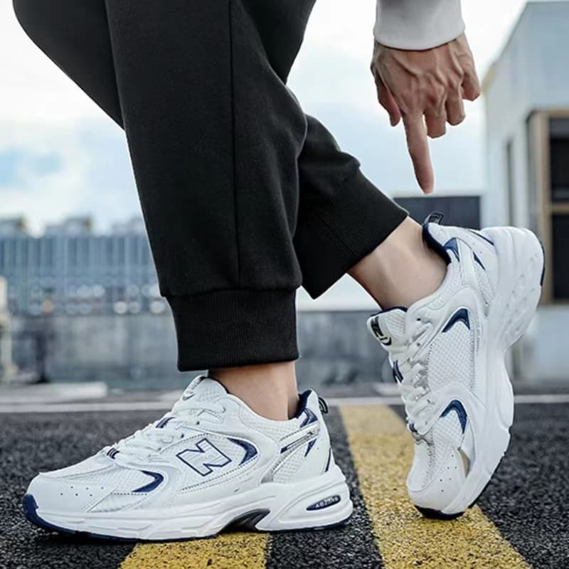 Breathable classic comfortable universal fashionable running sneakers platform for men and women, for beloved, height increasing 3