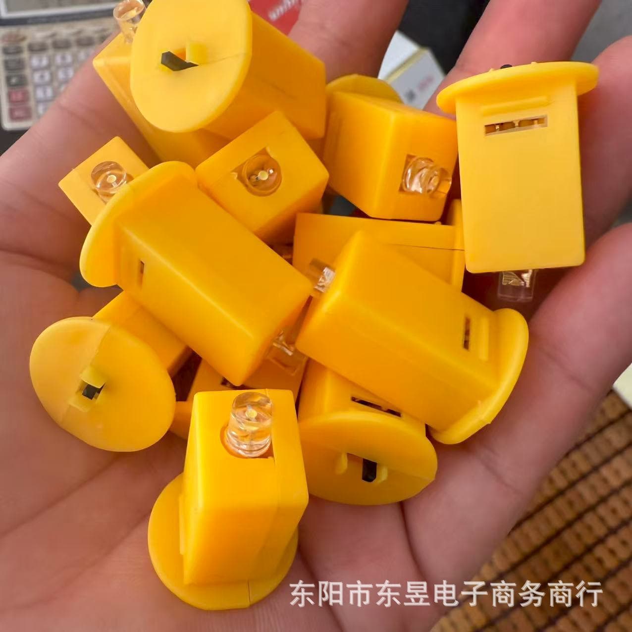 LED flashlight, electronic bulb, lamp with accessories, DIY 4