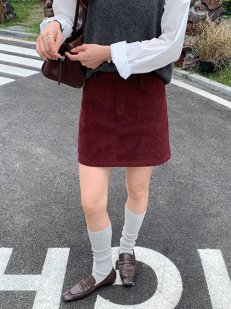 Fitted Corduroy High-Waist Mini Skirt 4