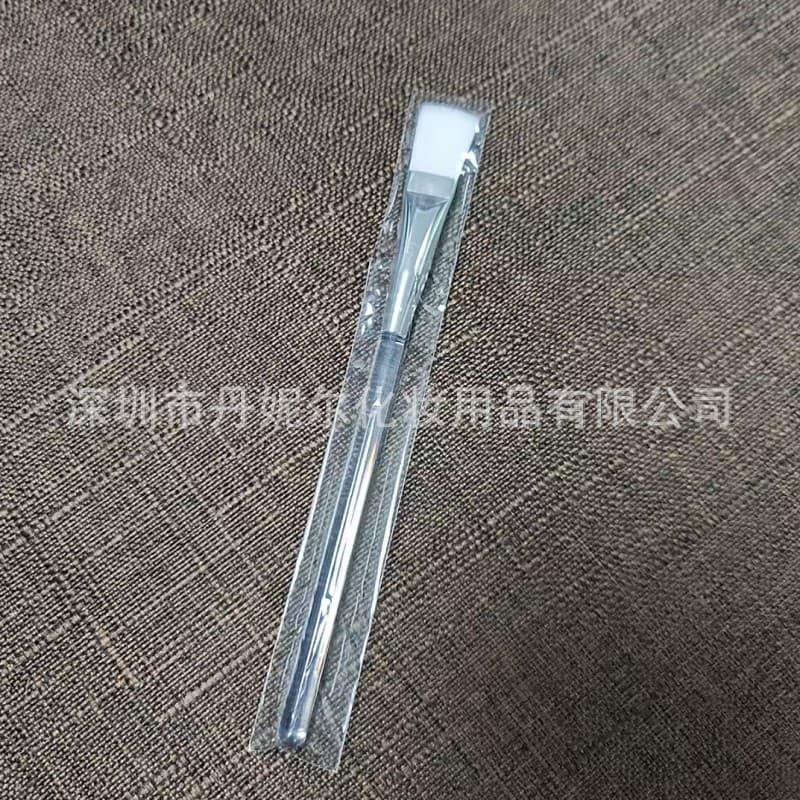 Transparent face mask, cosmetic nylon soft small brush 3