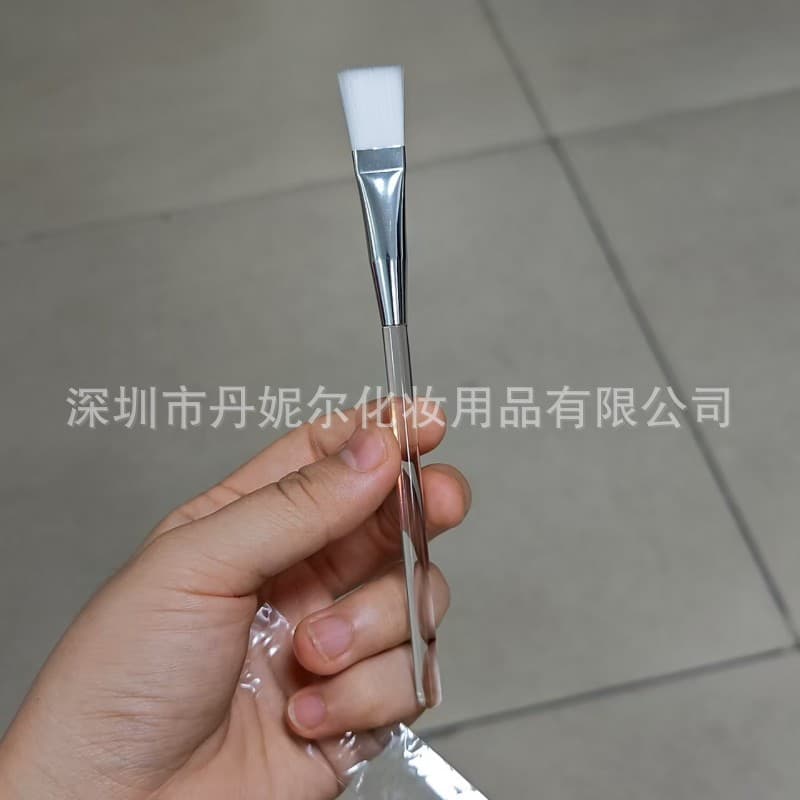 Transparent face mask, cosmetic nylon soft small brush 4