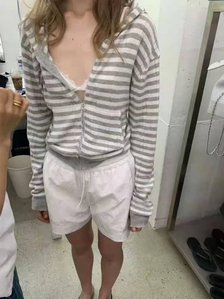 Nowadays, Korean niche Ba Naijia 2025 autumn slimming hooded hollow zipper knitted cardigan jacket air-conditioned shirt for women 4