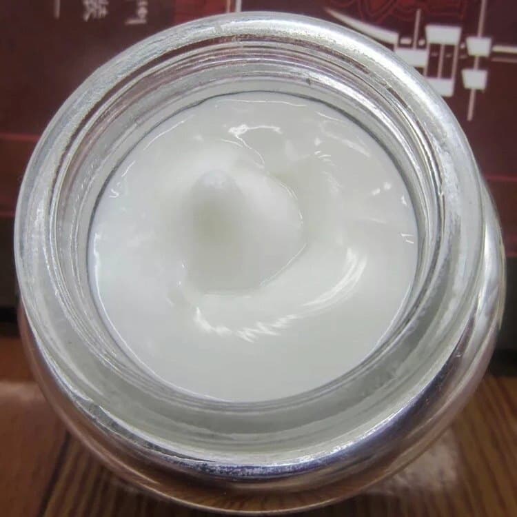 Moisturizing cream, second generation, freckle removal 2