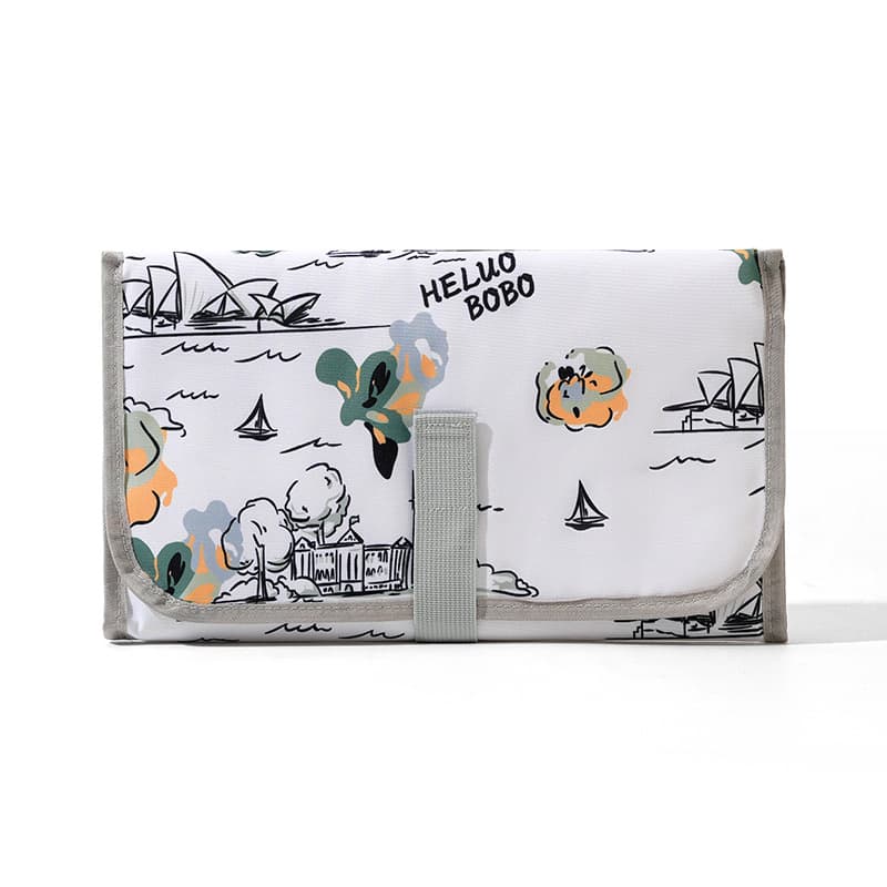 Children's protective waterproof handheld diaper to go out 5