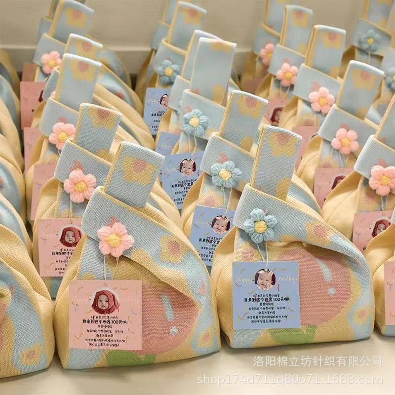 Baby full moon party souvenir birthday snack bag 100-day banquet souvenir handbag spree gift bag wedding candy bag 3