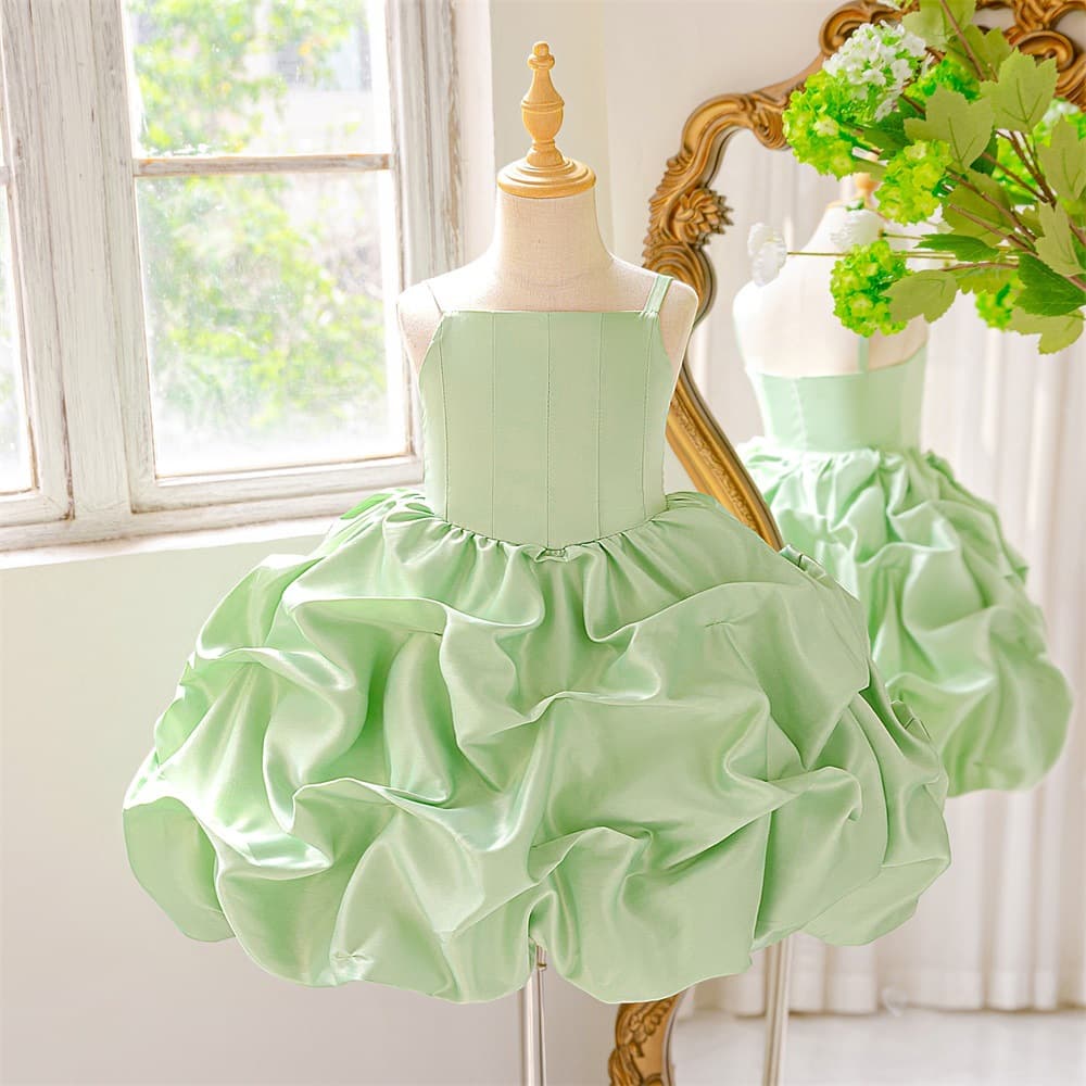 Small princess costume, children's dress, suit, European style, lifting effect, graduation party, Birthday gift 3