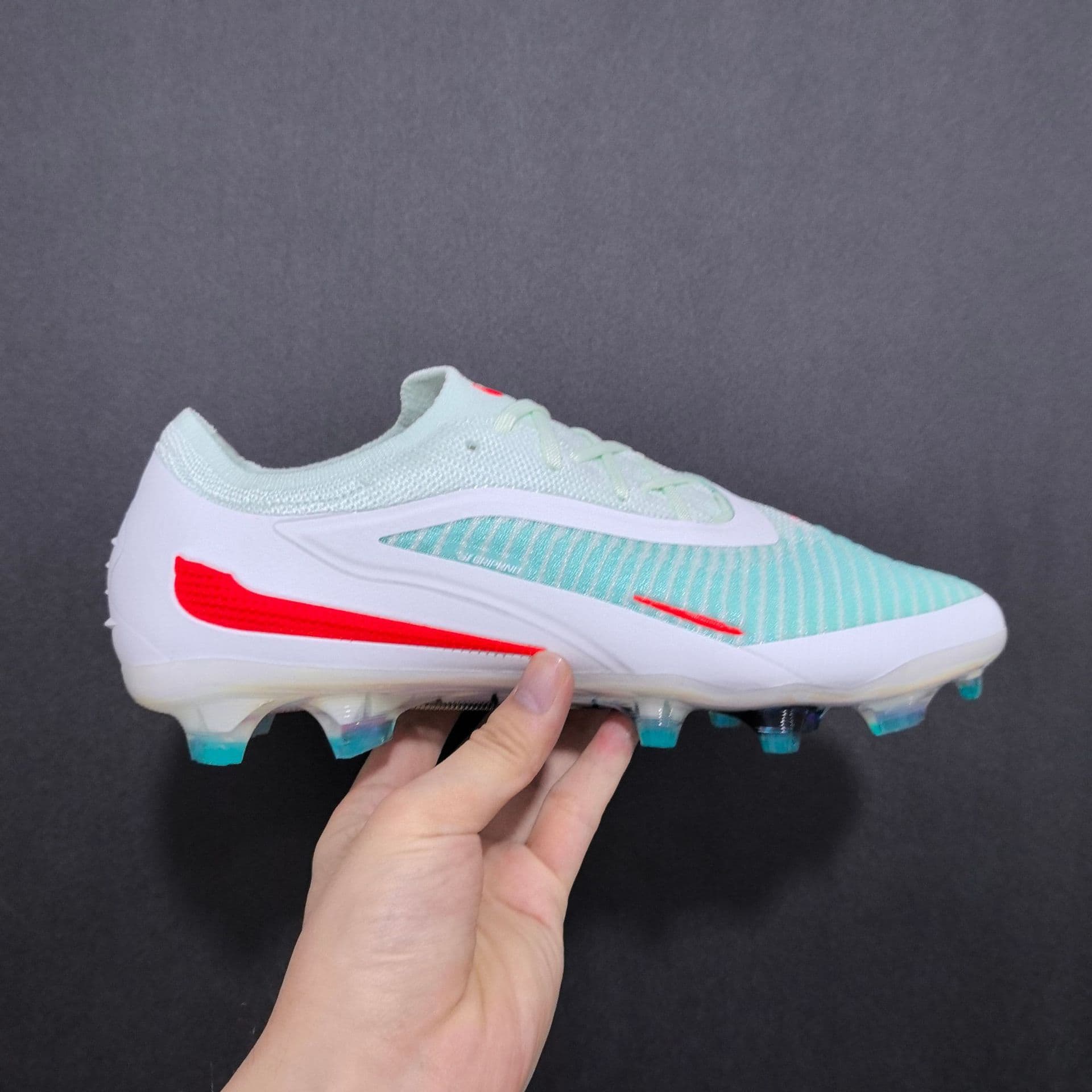 Putian shoes pure original Phantom 6 football shoes for men and women Ansha FG wear-resistant combat boots GX3 knitted sports shoes 3