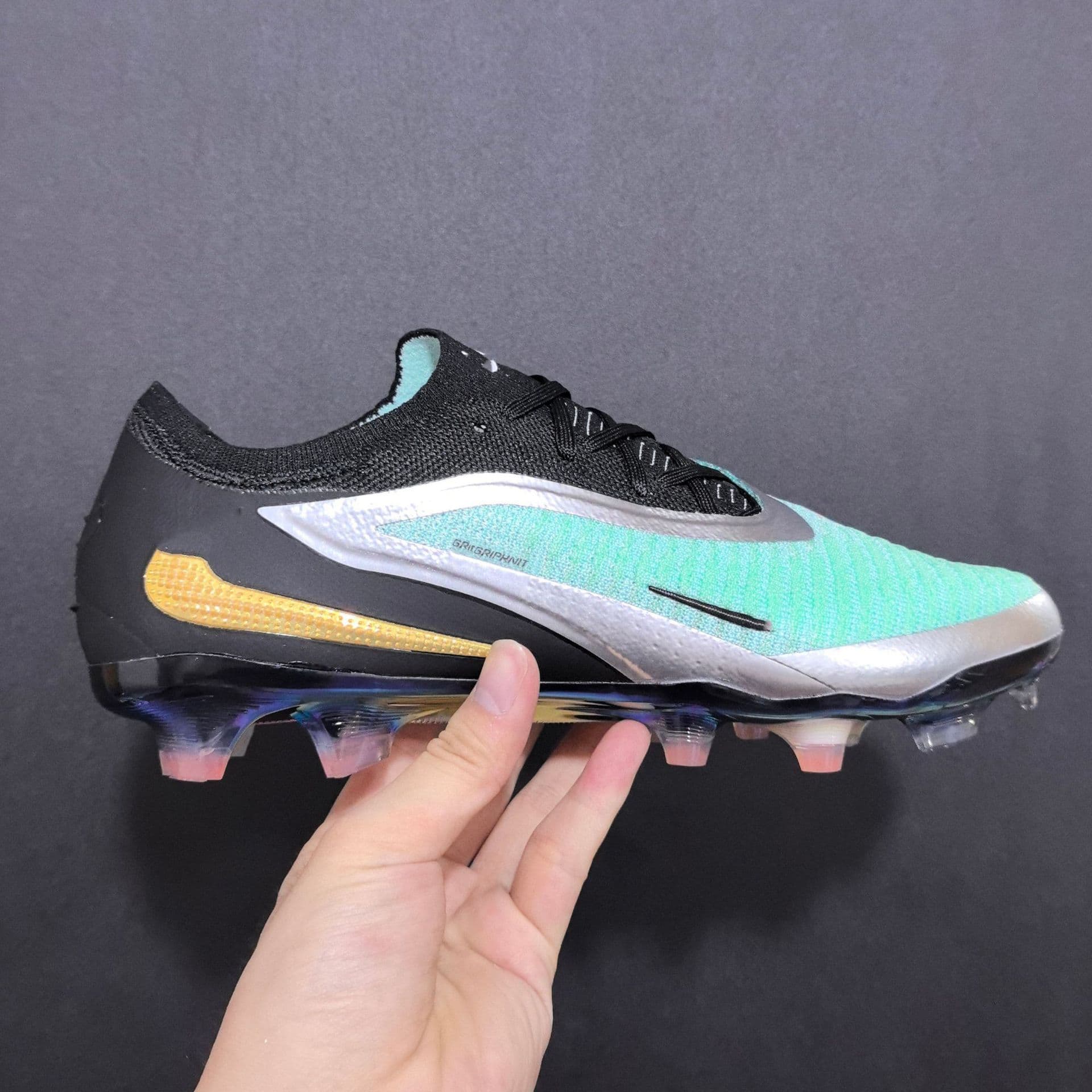 Putian shoes pure original Phantom 6 football shoes for men and women Ansha FG wear-resistant combat boots GX3 knitted sports shoes