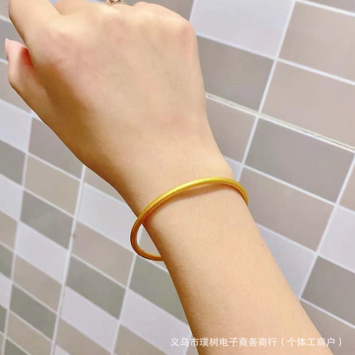 The gold store's same style of ancient sand gold heritage bracelet for women, solid simulation, not easy to fall off, pigment circle, versatile bracelet for two generations 4