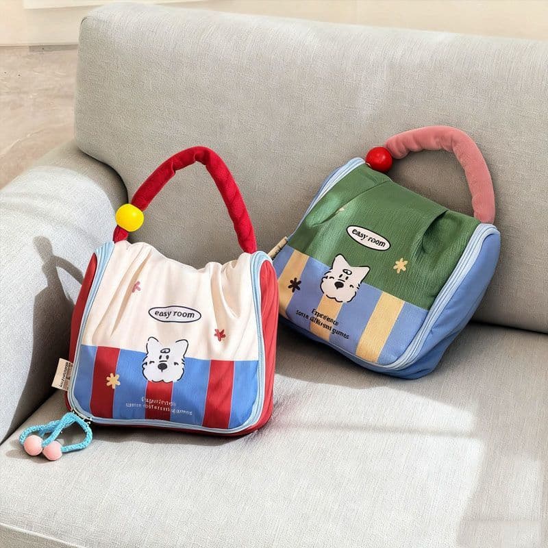 Cute handheld small small bag for mother and baby to go out, children's milk powder, feeding bottle, organizer bag 2