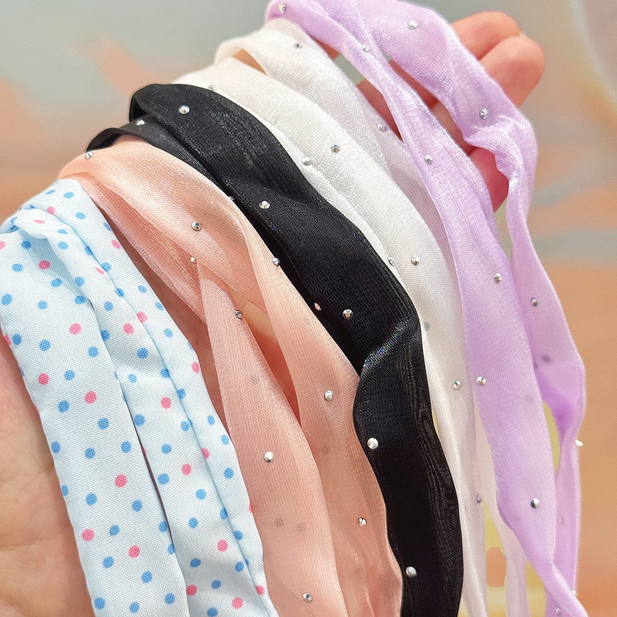 Protective cloth, mobile phone, universal charging cable, new collection 1